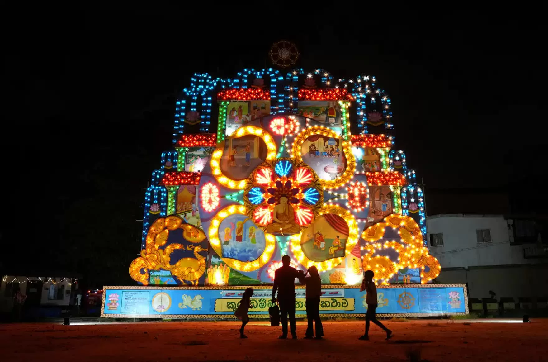 Nhìn lại hình ảnh lễ Phật Đản trên khắp châu Á trong tuần qua