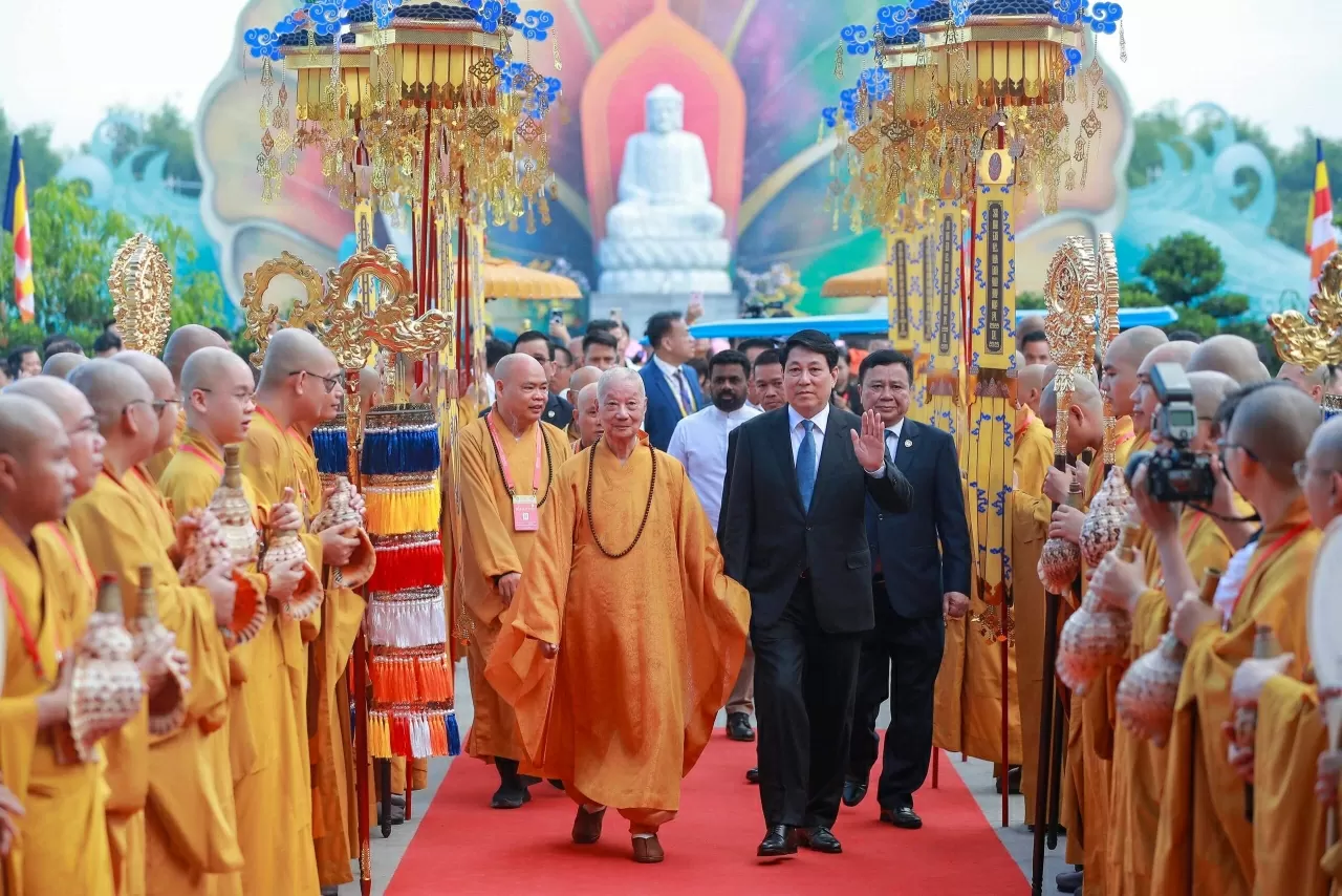 Nhìn lại hình ảnh lễ Phật Đản trên khắp châu Á trong tuần qua Nhìn lại hình ảnh lễ Phật Đản trên khắp châu Á trong tuần qua
