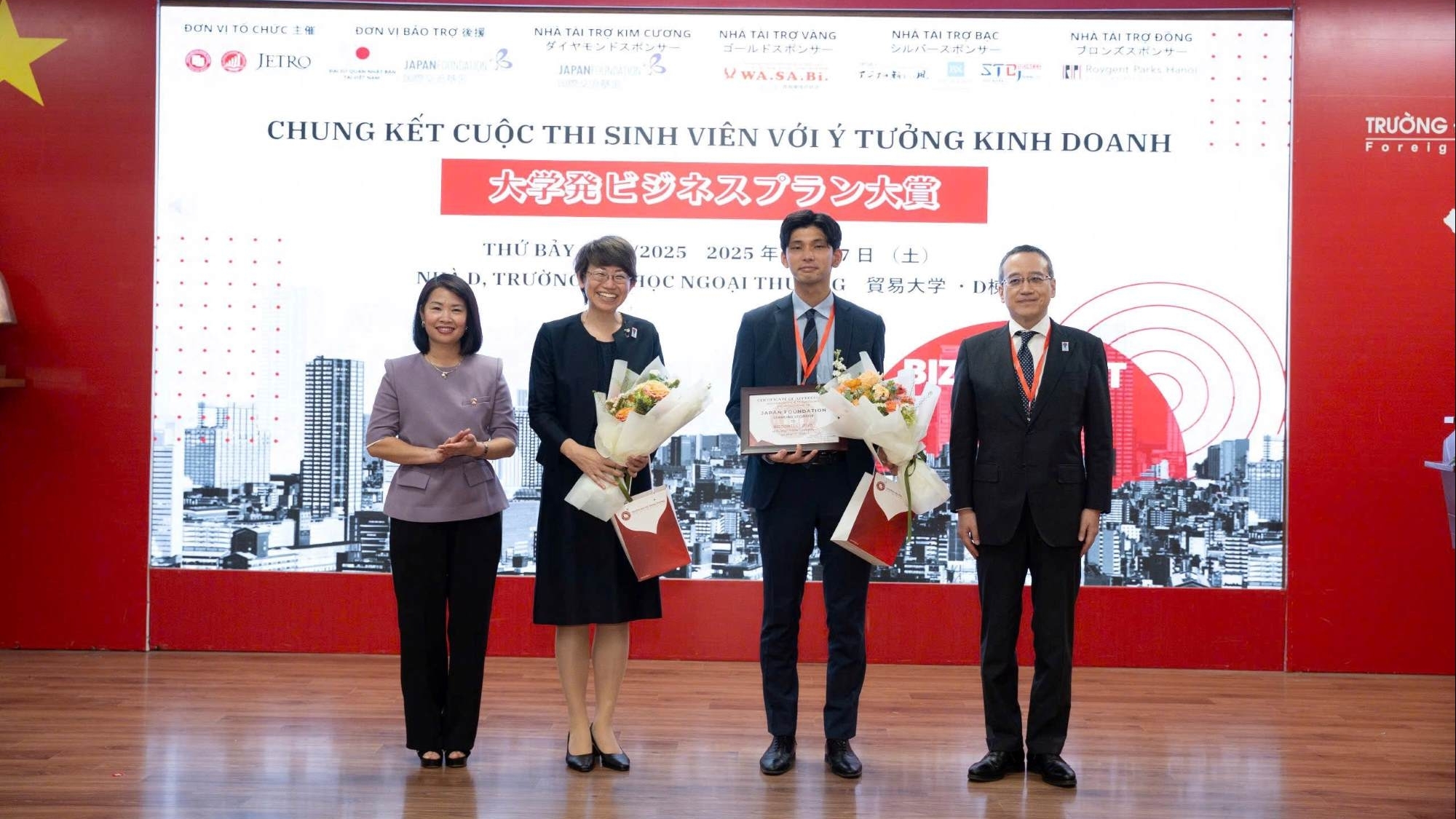 Chung kết cuộc thi 'Sinh viên với ý tưởng kinh doanh - Biz Contest 2025' tại Đại học Ngoại thương