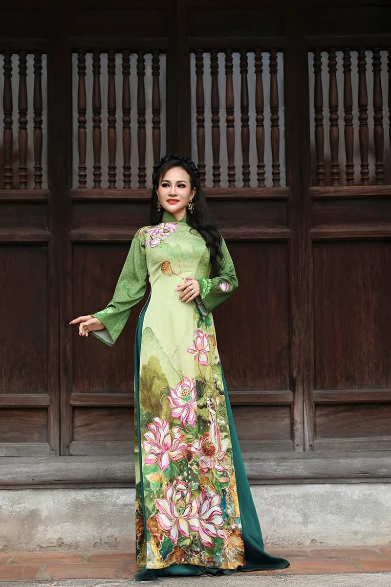 Theo chị Lan Vy đưa nghệ thuật truyền thống lên sân khấu quốc tế không chỉ là niềm tự hào, mà còn là một lời cam kết, một trách nhiệm.