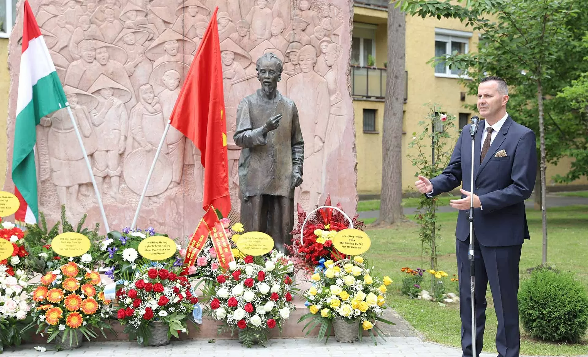 Tọa đàm về tư tưởng hòa bình, độc lập, tự do, hạnh phúc của Chủ tịch Hồ Chí Minh tại thành phố Zalaegerszeg