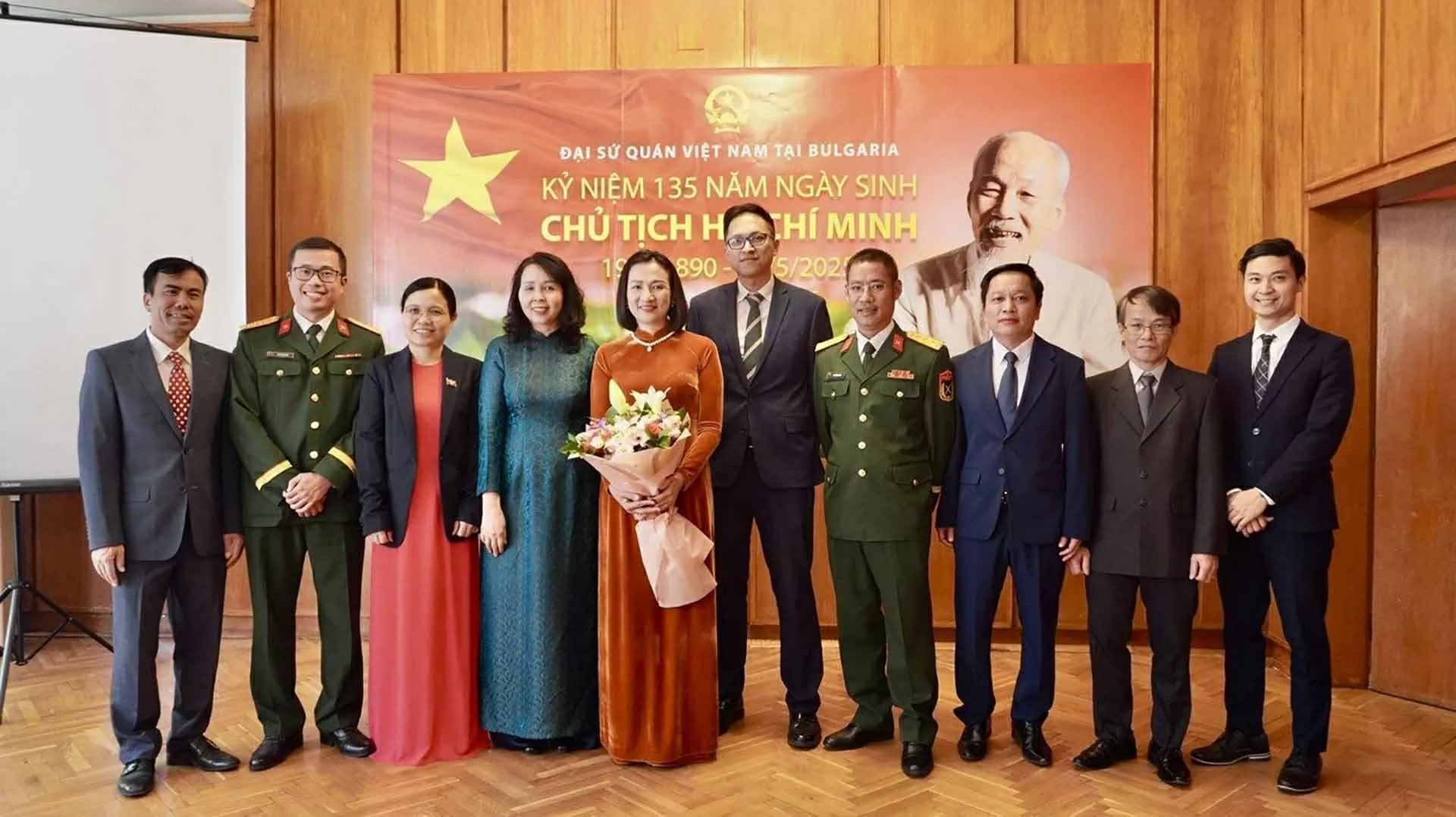 Đại sứ quán Việt Nam tại Bulgaria kỷ niệm 135 năm Ngày sinh Chủ tịch Hồ Chí Minh