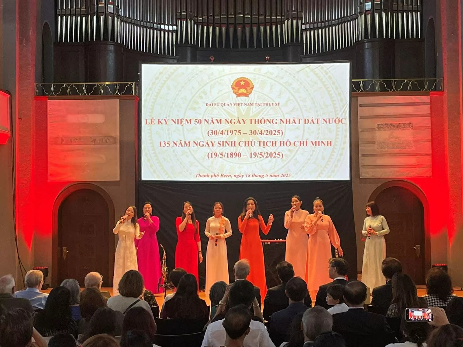 Tiết mục biểu diễn của các nghệ sỹ cộng đồng