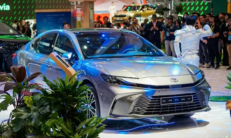Top 4 xe sedan cỡ D bán chạy nhất tháng 4/2025: Toyota Camry tiếp tục dẫn đầu Top 4 xe sedan cỡ D bán chạy nhất tháng 4/2025: Toyota Camry tiếp tục dẫn đầu