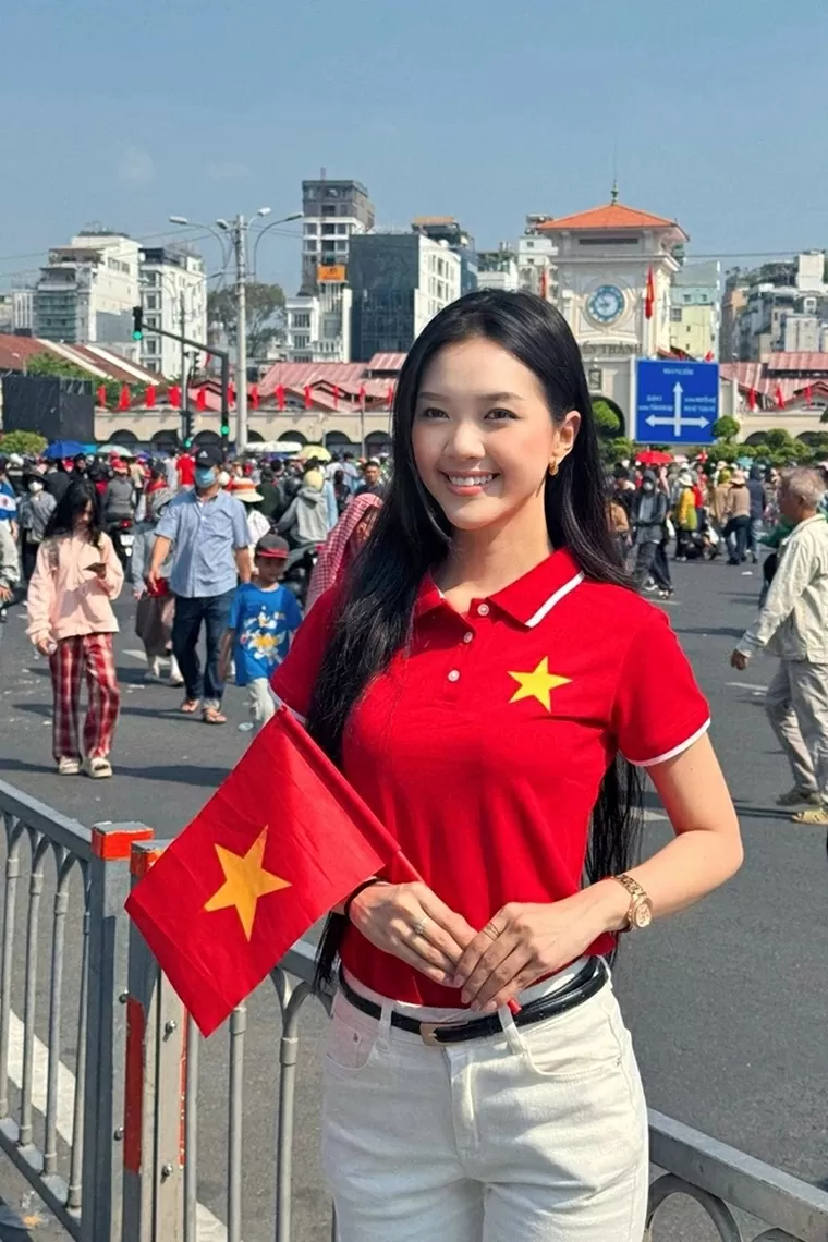 Nguyễn Hoàng Mỹ Vân Nguyễn Hoàng Mỹ Vân