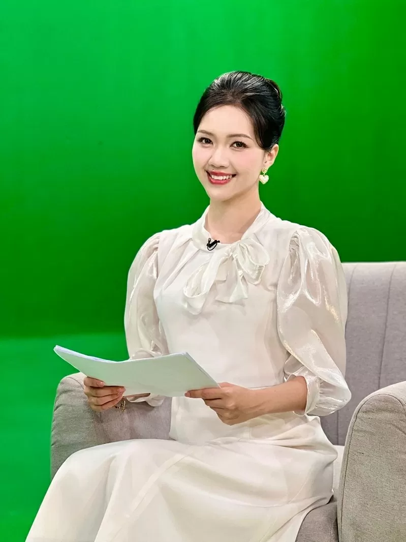 Nguyễn Hoàng Mỹ Vân Nguyễn Hoàng Mỹ Vân