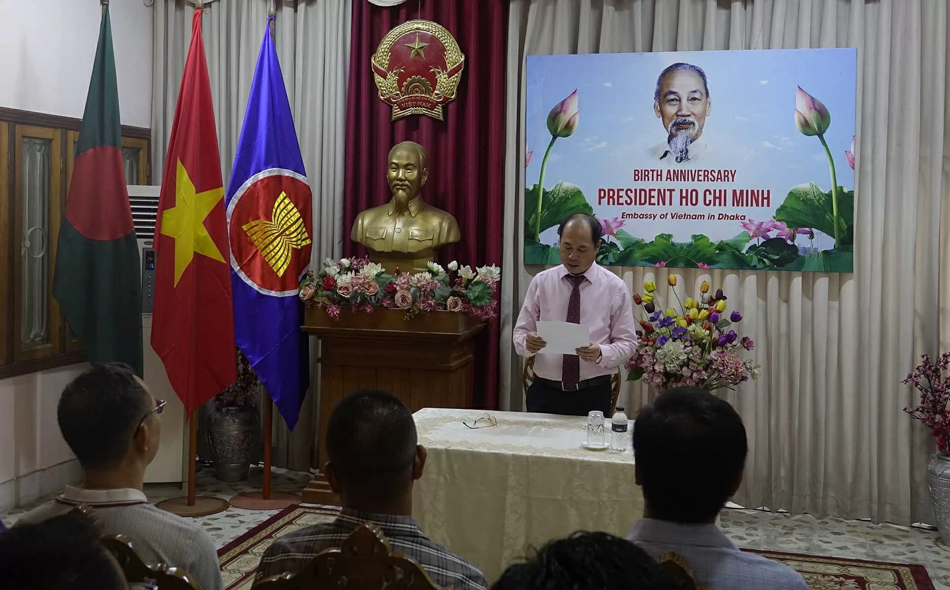 Tư tưởng ngoại giao Hồ Chí Minh là di sản vô giá của dân tộc Việt Nam Tư tưởng ngoại giao Hồ Chí Minh là di sản vô giá của dân tộc Việt Nam