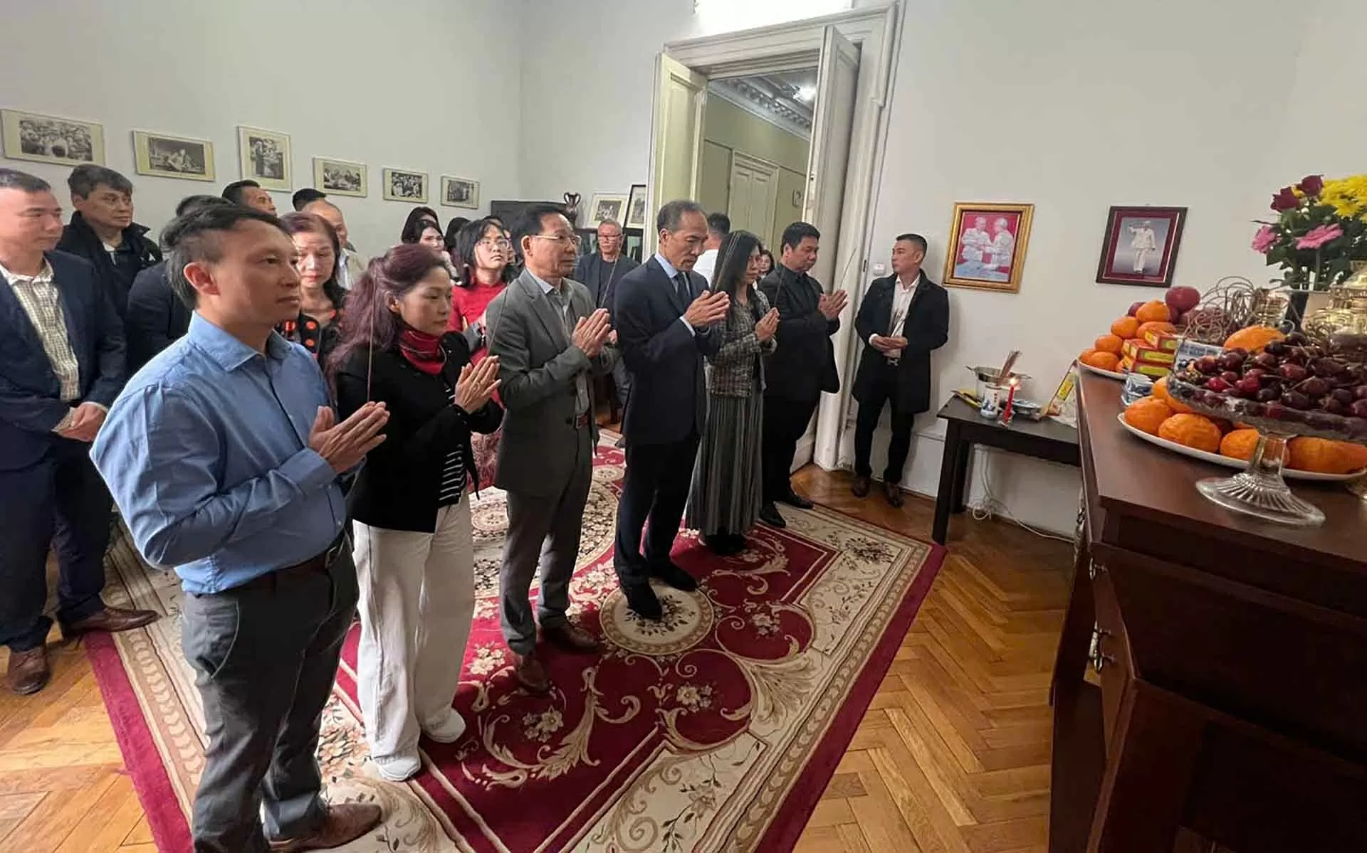 Kỷ niệm 135 năm Ngày sinh Chủ tịch Hồ Chí Minh tại Romania Kỷ niệm 135 năm Ngày sinh Chủ tịch Hồ Chí Minh tại Romania