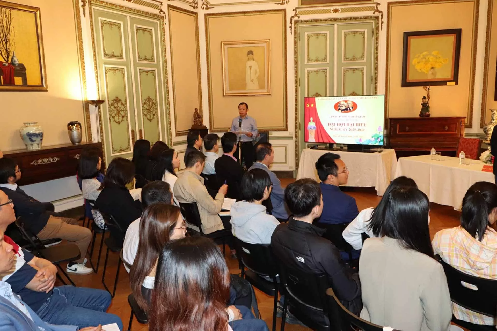 Đảng bộ tại Bỉ tổ chức thành công Đại hội đại biểu nhiệm kỳ 2025-2030 Đảng bộ tại Bỉ tổ chức thành công Đại hội đại biểu nhiệm kỳ 2025-2030