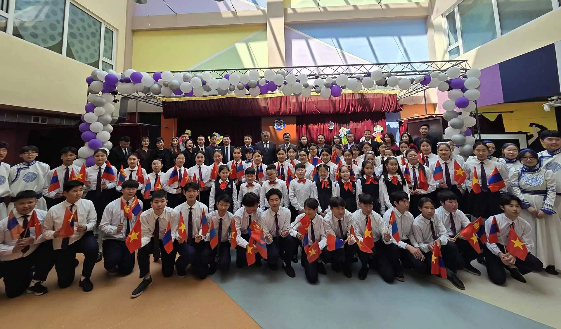 Kỷ niệm 135 năm Ngày sinh Chủ tịch Hồ Chí Minh tại Mông Cổ Kỷ niệm 135 năm Ngày sinh Chủ tịch Hồ Chí Minh tại Mông Cổ
