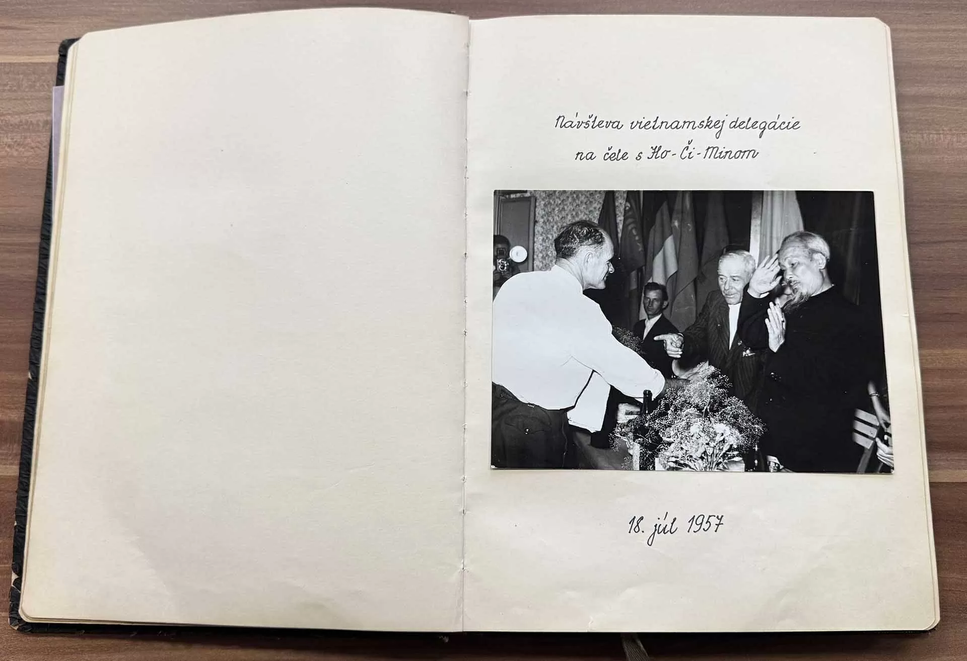 Kỷ niệm 135 năm Ngày sinh Chủ tịch Hồ Chí Minh tại Slovakia