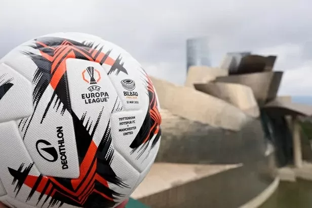 Man Utd công bố đội hình đấu Totteham: Tổn thất trung vệ