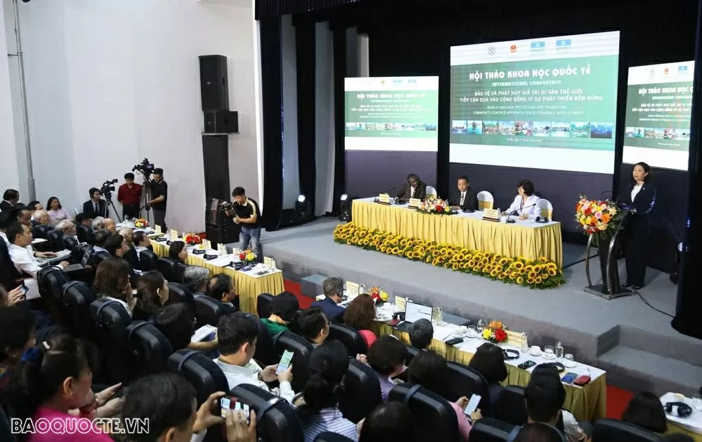 Bảo vệ và phát huy giá trị di sản thế giới: Tiếp cận dựa vào cộng đồng vì sự phát triển bền vững Bảo vệ và phát huy giá trị di sản thế giới: Tiếp cận dựa vào cộng đồng vì sự phát triển bền vững