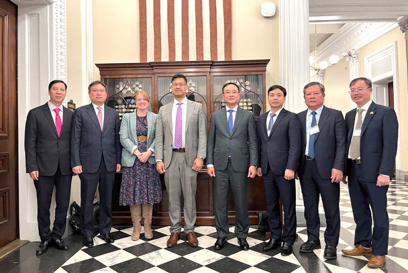 thuc day hop tac thuc chat viet nam hoa ky trong linh vuc an ninh cong nghe va kinh te