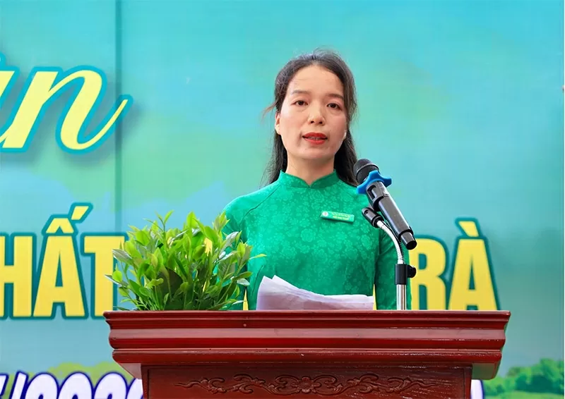 Đại diện HTX Chè Hảo Đạt chia sẻ về thương hiệu “100 năm chè Tân Cương, Thái Nguyên”.