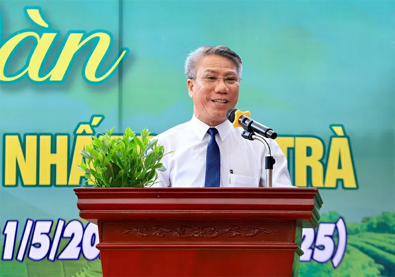 TS. Đỗ Ngọc Văn – Viện trưởng Viện Nghiên cứu các vấn đề xã hội phát biểu khai mạc Diễn đàn.