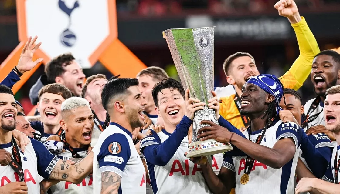 Son và Romero không nhận được huy chương vàng, Chủ tịch UEFA xin lỗi