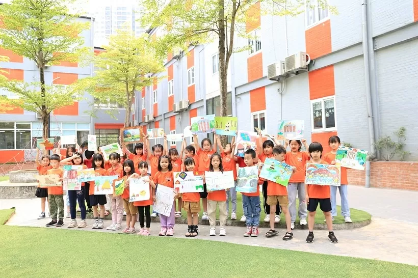 Trẻ em Việt khắp thế giới vẽ quê hương bằng cả trái tim Trẻ em Việt khắp thế giới vẽ quê hương bằng cả trái tim