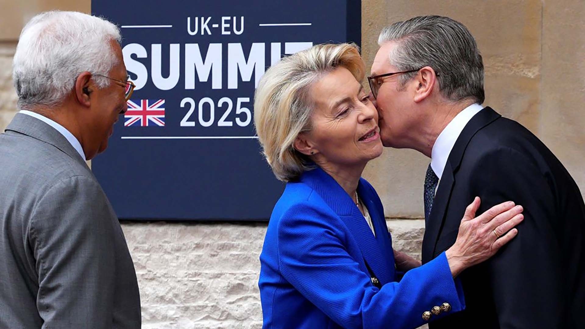 Hội nghị thượng đỉnh Anh-EU: Bước khởi đầu hàn gắn