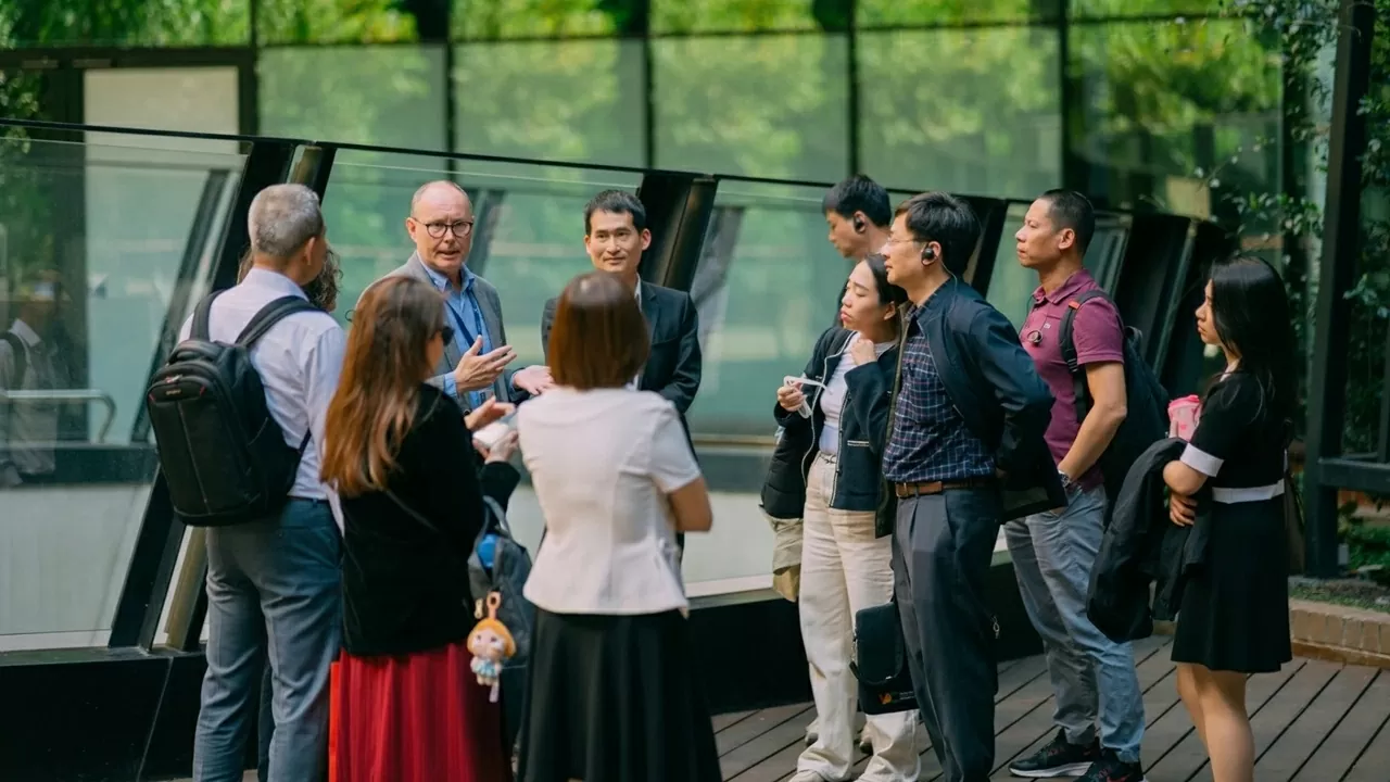 Đại sứ Australia