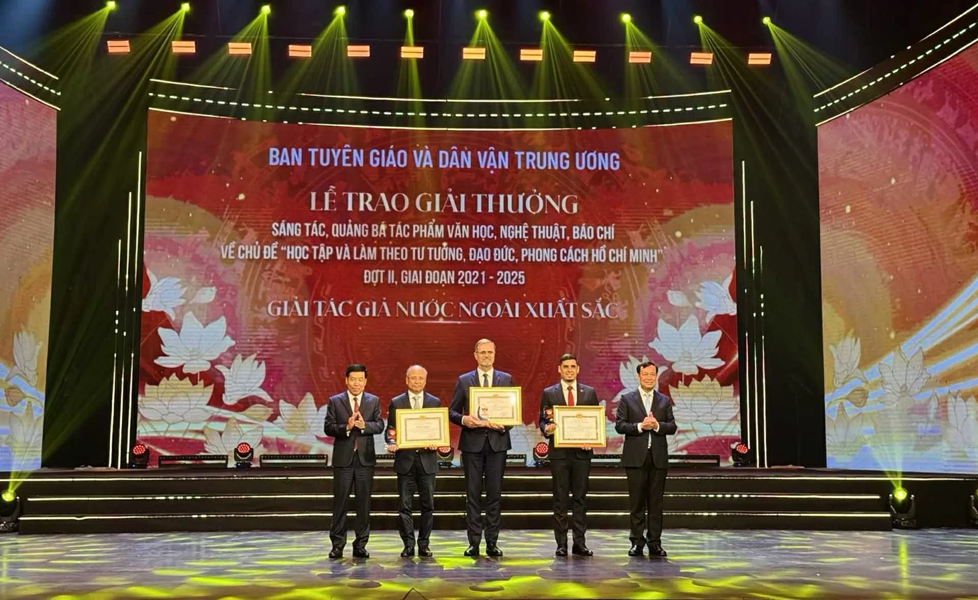 Sứ mệnh trong tim! Sứ mệnh trong tim!