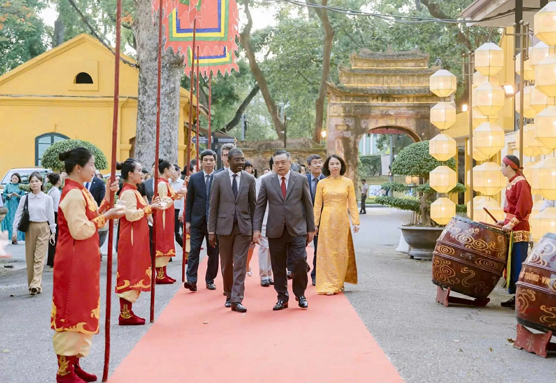 Việt Nam-UNESCO: Từ di sản viết câu chuyện tương lai Việt Nam-UNESCO: Từ di sản viết câu chuyện tương lai