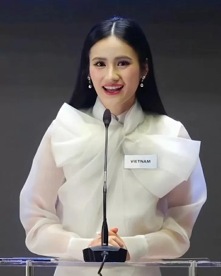 Hoa hậu Ý Nhi Hoa hậu Ý Nhi