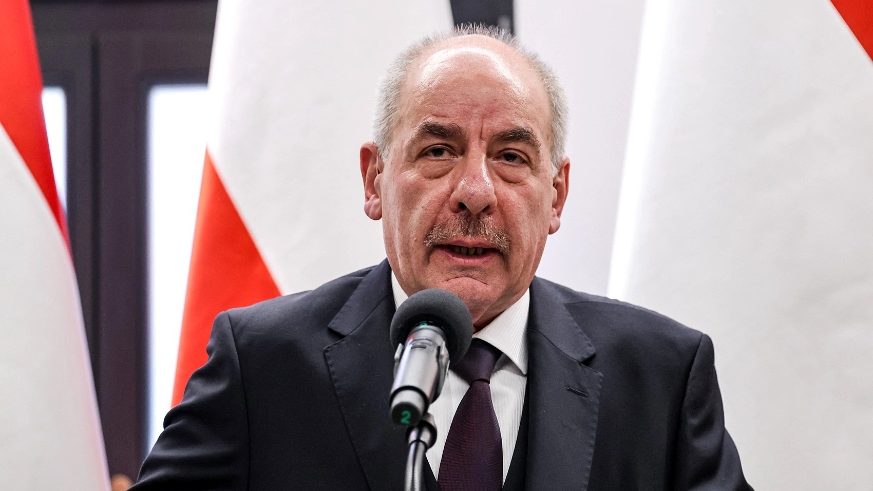 tong thong hungary sap tham chinh thuc viet nam