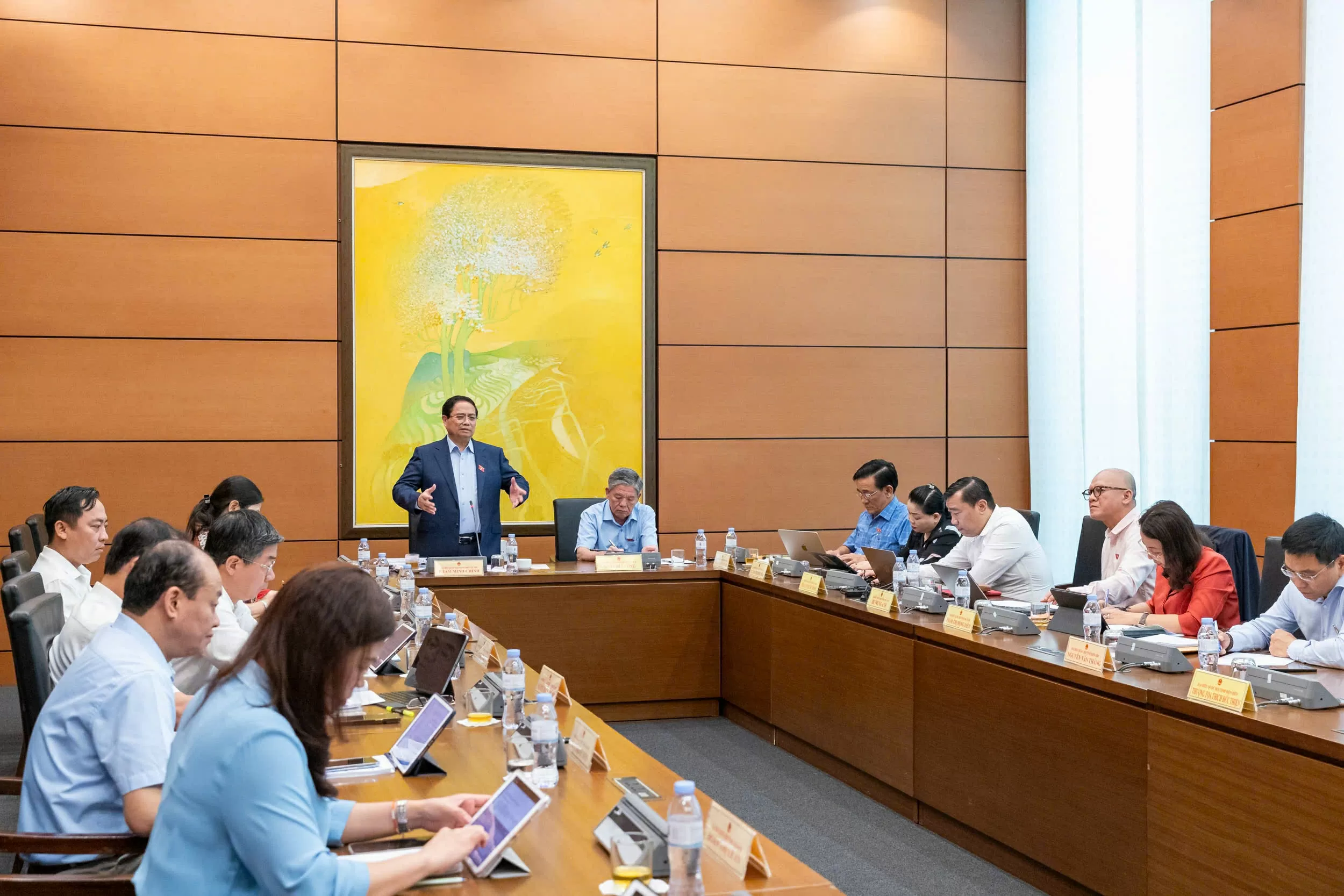 Thủ tướng Phạm Minh Chính phát biểu tại phiên thảo luận sáng 23/5. (Nguồn: Quốc hội)