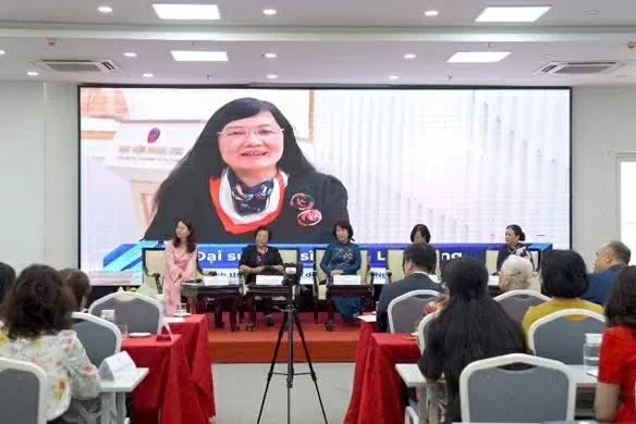 Những bóng hồng ngoại giao Việt Nam: 80 năm gánh vác sứ mệnh, kiến tạo vị thế, truyền lửa tương lai