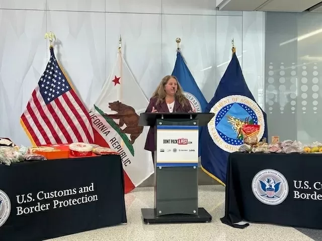 Mỹ khuyến cáo người dân không mang nông sản ngoại lai về nước