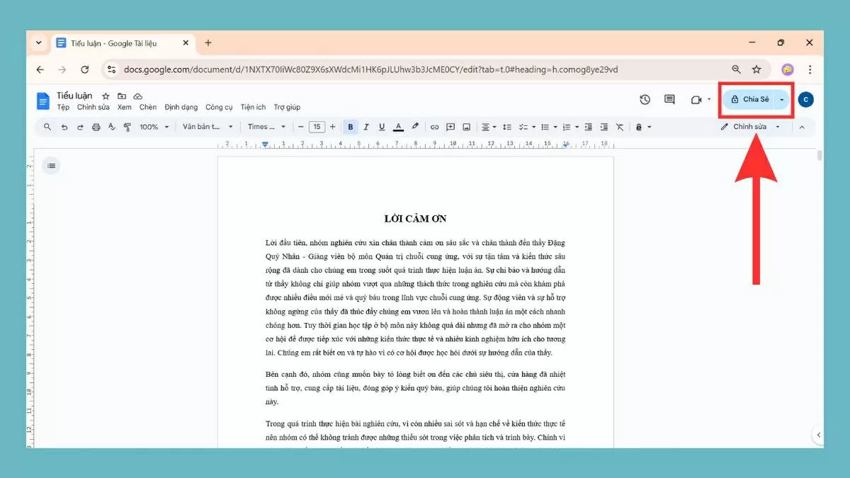Mở Google Docs và tài liệu cần chia sẻ.