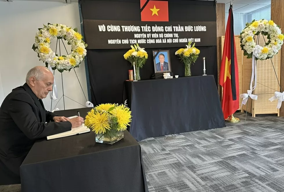 Lễ tưởng niệm nguyên Chủ tịch nước Trần Đức Lương tại New York Lễ tưởng niệm nguyên Chủ tịch nước Trần Đức Lương tại New York