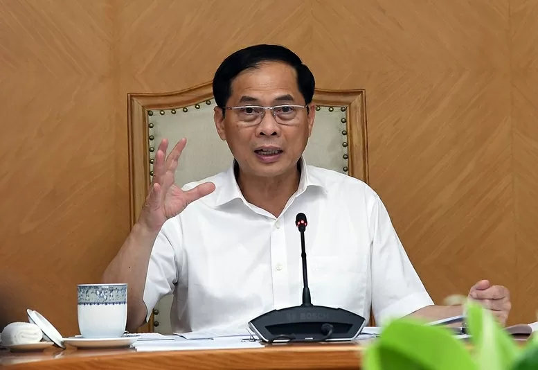 Phó Thủ tướng Bùi Thanh Sơn: Bộ Ngoại giao tiếp tục rà soát các nhiệm vụ có thể phân cấp, phân quyền trong lĩnh vực đối ngoại Phó Thủ tướng Bùi Thanh Sơn: Bộ Ngoại giao tiếp tục rà soát các nhiệm vụ có thể phân cấp, phân quyền trong lĩnh vực đối ngoại
