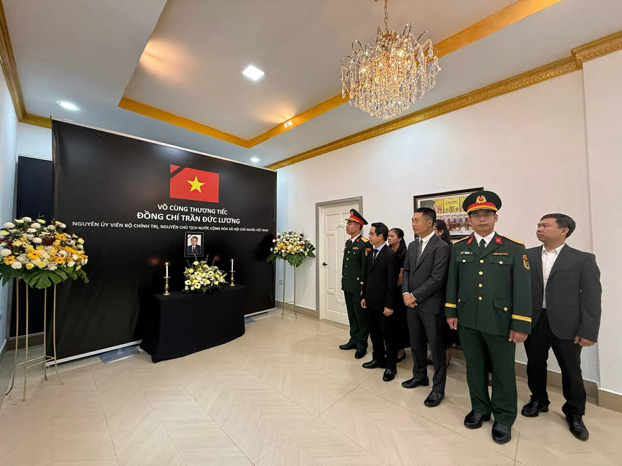 Đại sứ quán Việt Nam tại Brunei tổ chức lễ viếng nguyên Chủ tịch nước Trần Đức Lương