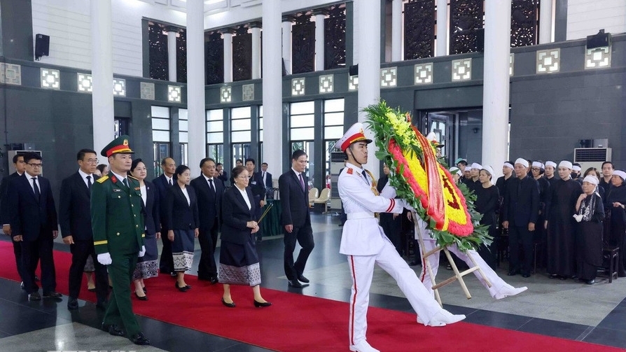 doan dai bieu cap cao lao va campuchia vieng nguyen chu tich nuoc tran duc luong