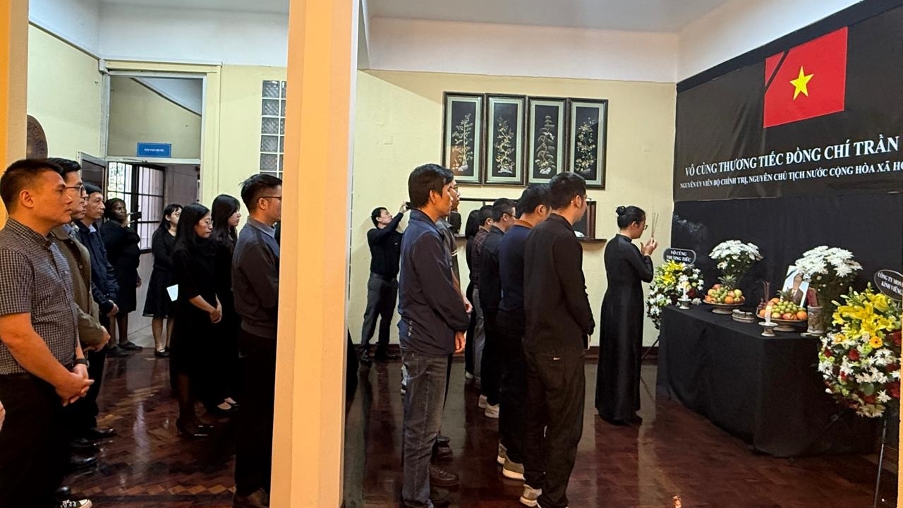 le tuong niem va mo so tang nguyen chu tich nuoc tran duc luong tai mozambique