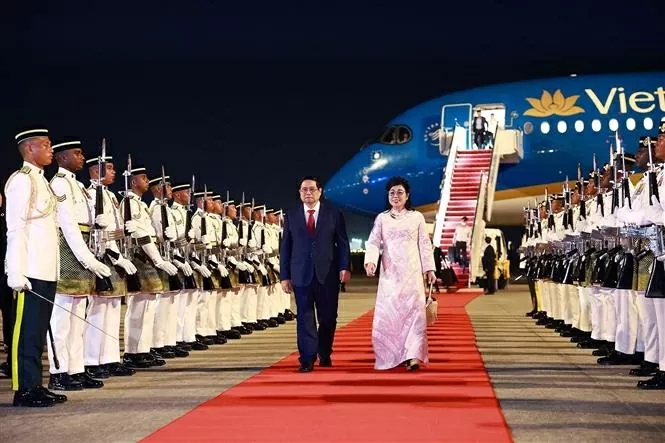 Thủ tướng Phạm Minh Chính cùng Phu nhân bắt đầu thăm chính thức Malaysia và dự các Hội nghị cấp cao