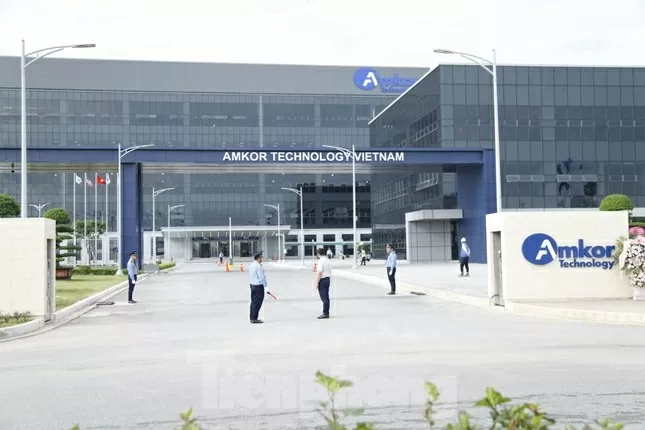 Nhà máy bán dẫn của Công ty Amkor Technology Việt Nam tại Bắc Ninh. Ảnh: Nguyễn Thắng.