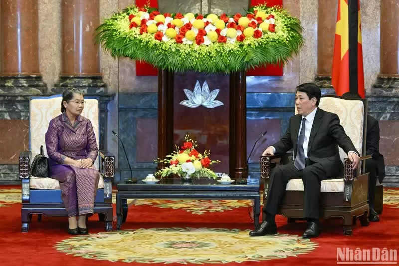 Chủ tịch nước Lương Cường tiếp Phó Chủ tịch Đảng Nhân dân Campuchia Chủ tịch nước Lương Cường tiếp Phó Chủ tịch Đảng Nhân dân Campuchia