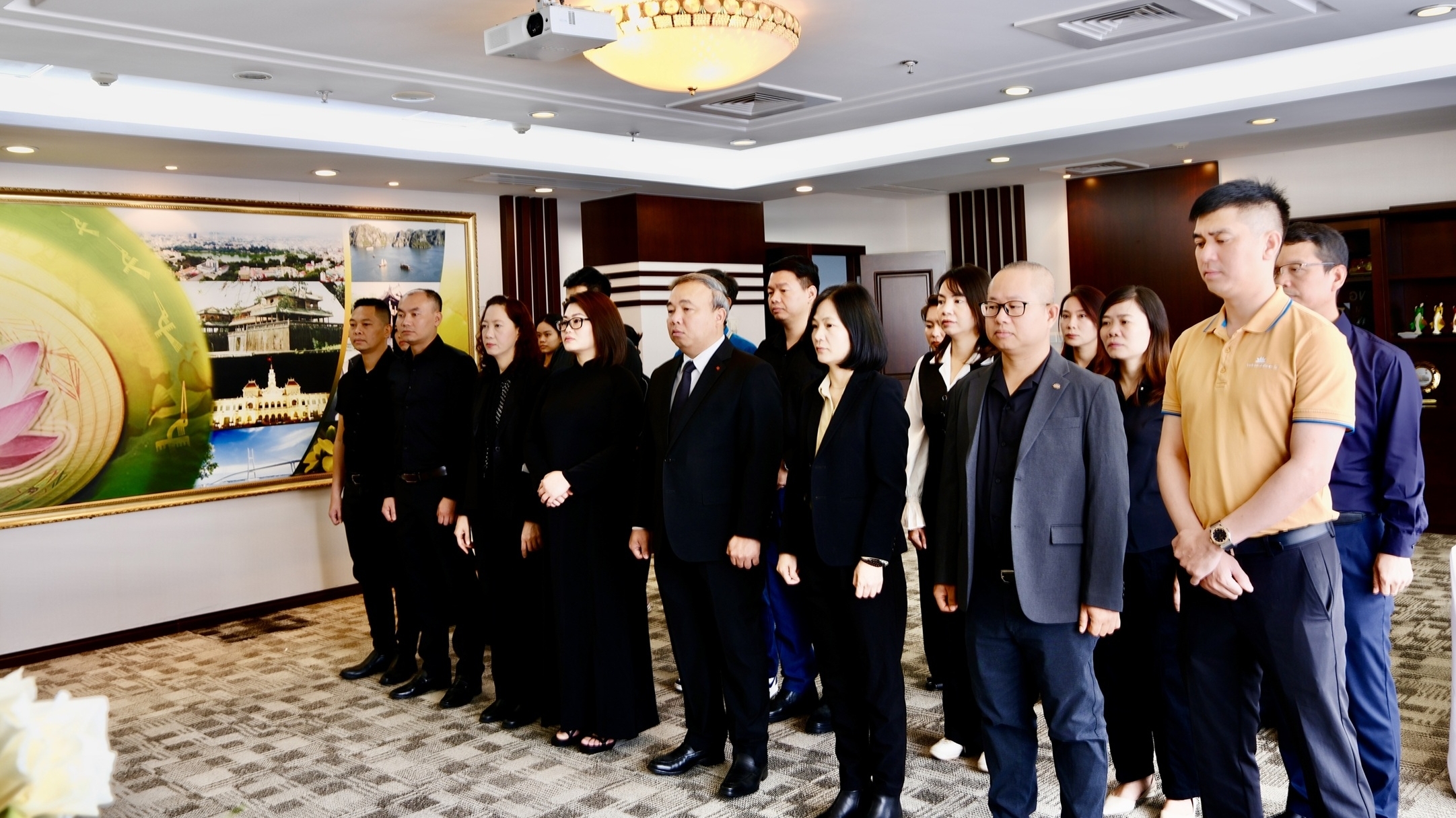 tong lanh su quan viet nam tai thuong hai to chuc le vieng nguyen chu tich nuoc tran duc luong