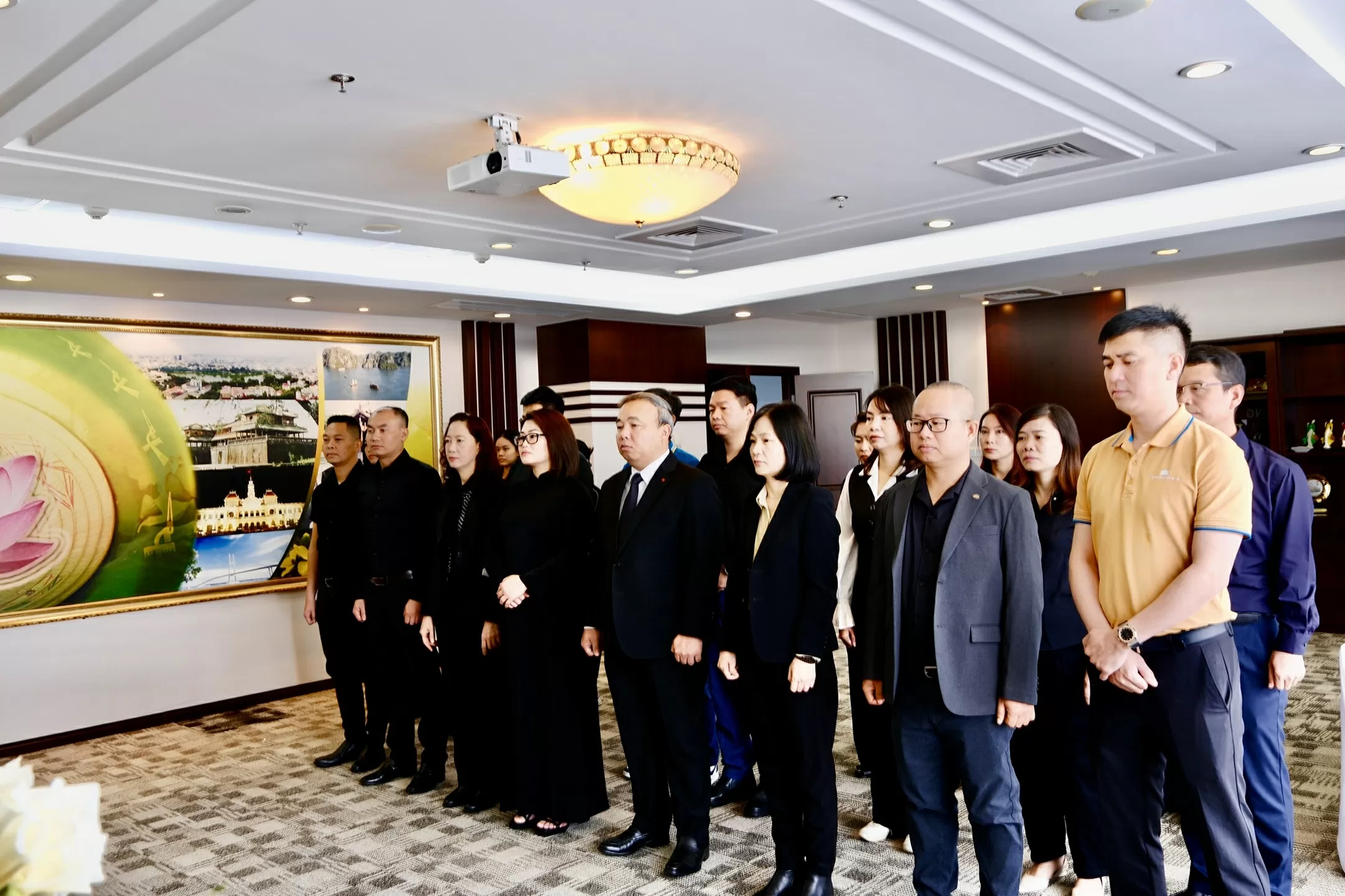 Tổng Lãnh sự quán Việt Nam tại Thượng Hải tổ chức lễ viếng nguyên Chủ tịch nước Trần Đức Lương