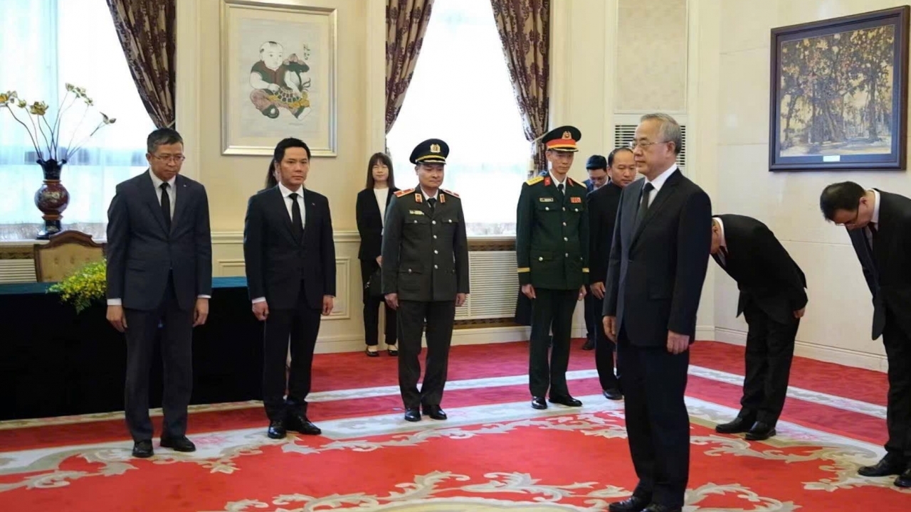 pho chu tich chinh hiep toan quoc trung quoc den vieng nguyen chu tich nuoc tran duc luong