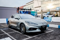 Siêu xe điện BYD Denza Z9GT bất ngờ xuất hiện tại Việt Nam