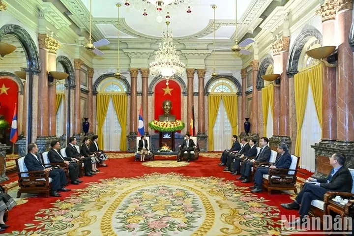 Chủ tịch nước tiếp đoàn đại biểu cấp cao Lào viếng, dự lễ truy điệu nguyên Chủ tịch nước Trần Đức Lương