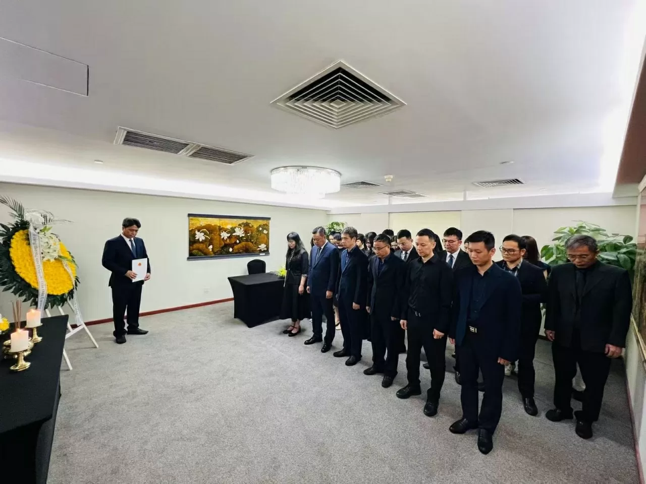 Trọng thể lễ viếng nguyên Chủ tịch nước Trần Đức Lương tại Quảng Châu, Trung Quốc