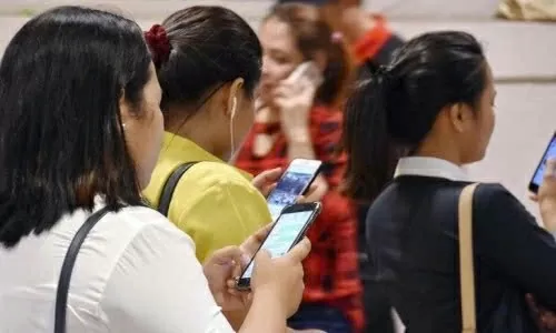 Văn hóa ứng xử trên mạng xã hội: Giao tiếp hay giao chiến? Văn hóa ứng xử trên mạng xã hội: Giao tiếp hay giao chiến?