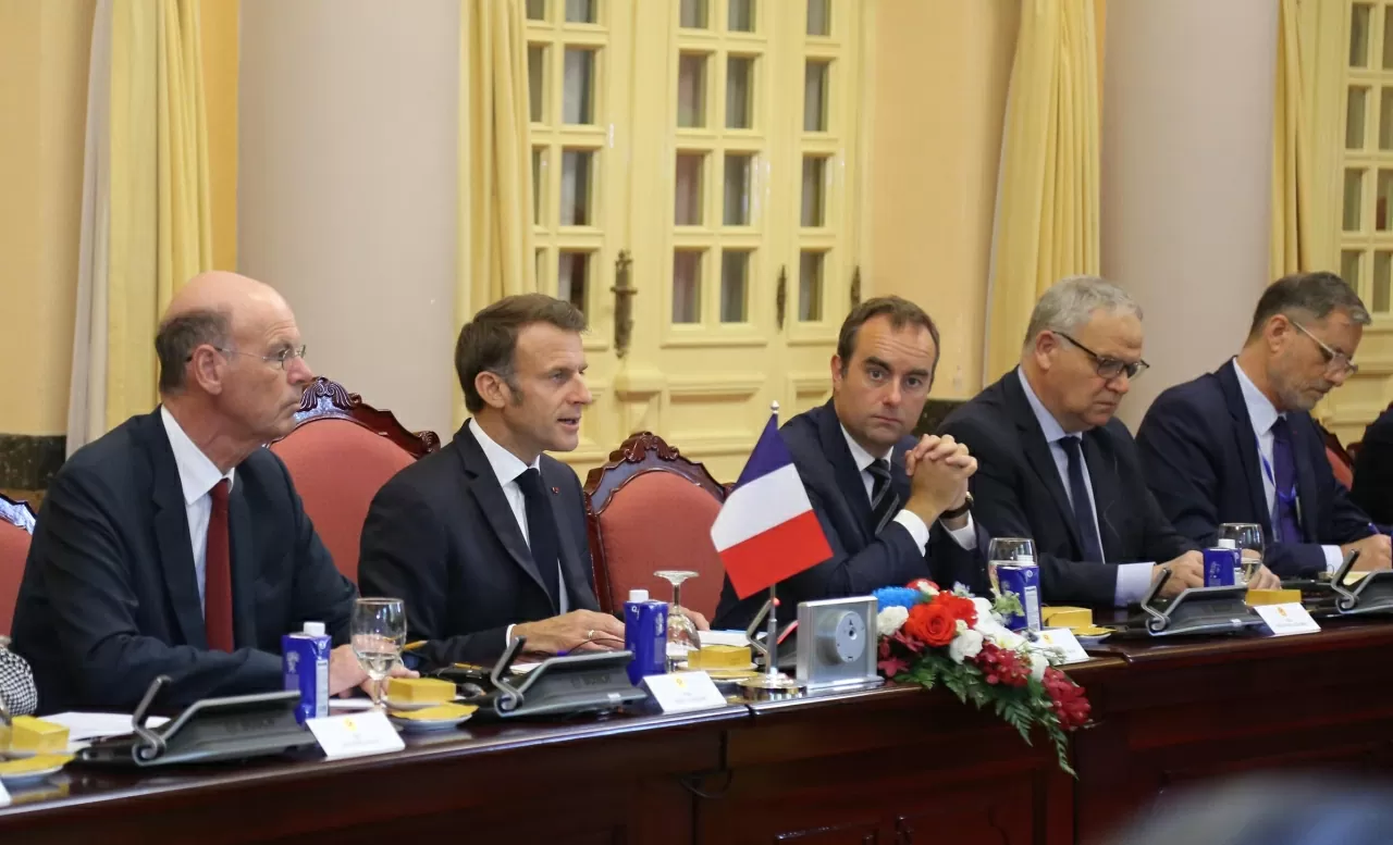 Tổng thống Pháp Emmanuel Macron phát biểu tại Hội đàm. (Ảnh: Thành Long) Tổng thống Pháp Emmanuel Macron phát biểu tại Hội đàm. (Ảnh: Thành Long)