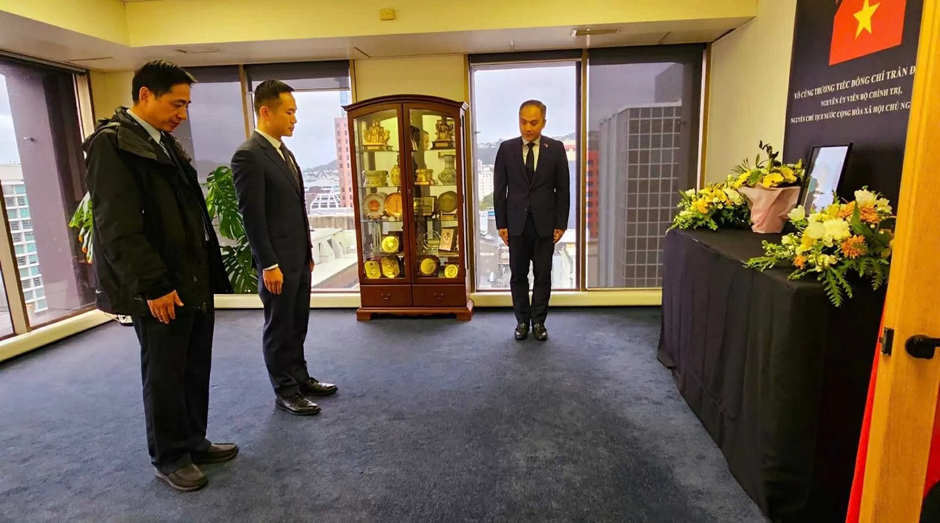 Lễ viếng và ghi sổ tang tưởng niệm nguyên Chủ tịch nước Trần Đức Lương tại New Zealand