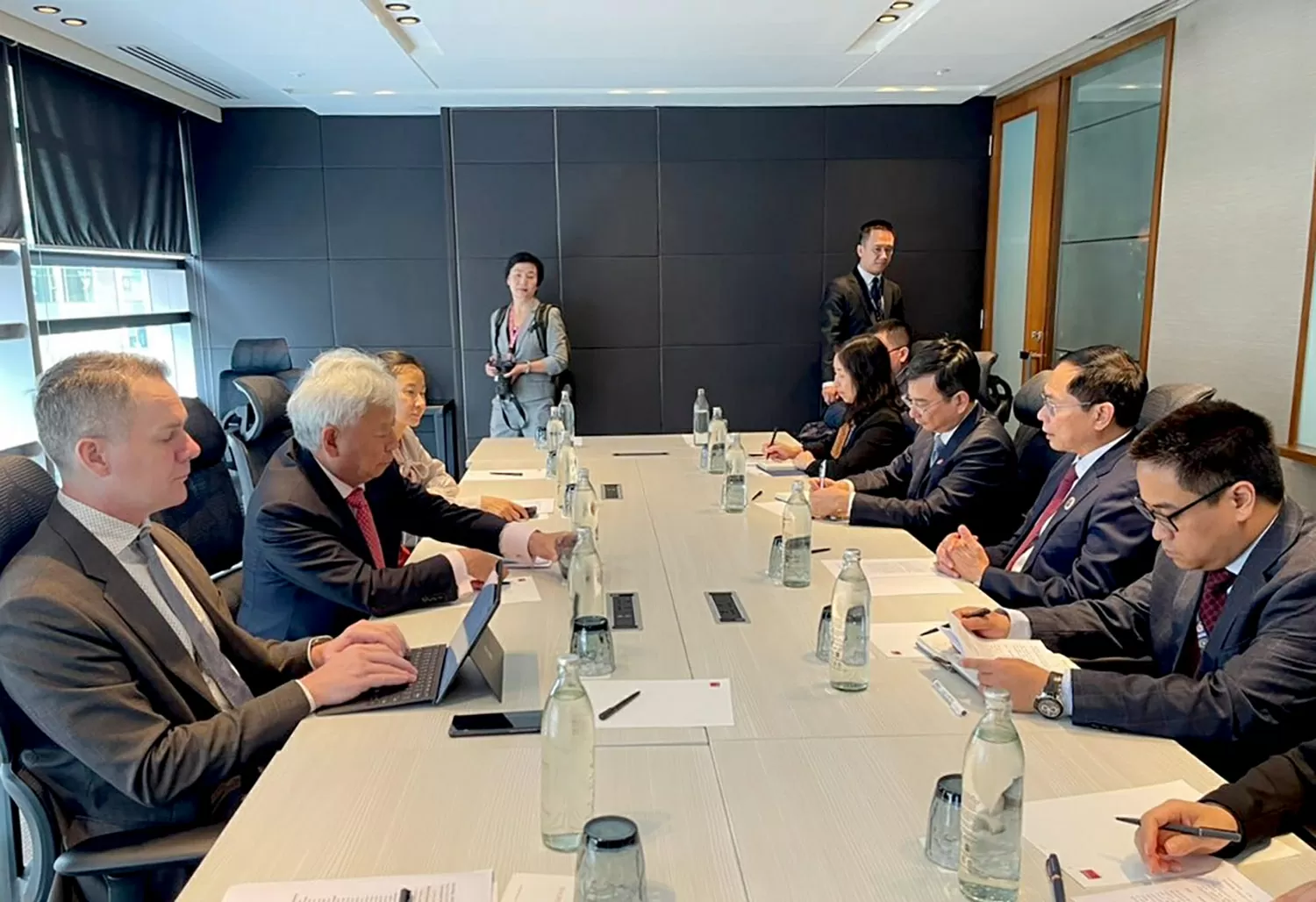 AIIB sẵn sàng hỗ trợ phát triển các dự án cơ sở hạ tầng trọng điểm tại Việt Nam